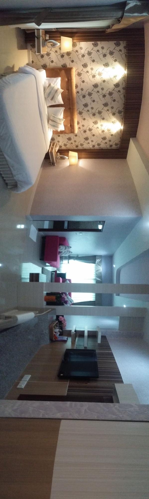 Martina Hotel Surin Luaran gambar