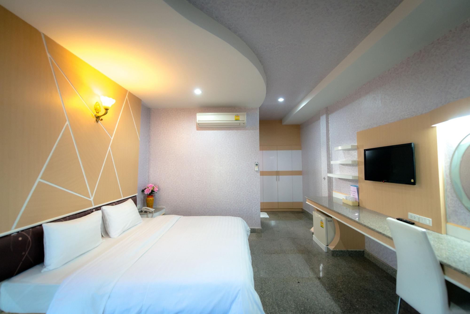 Martina Hotel Surin Luaran gambar