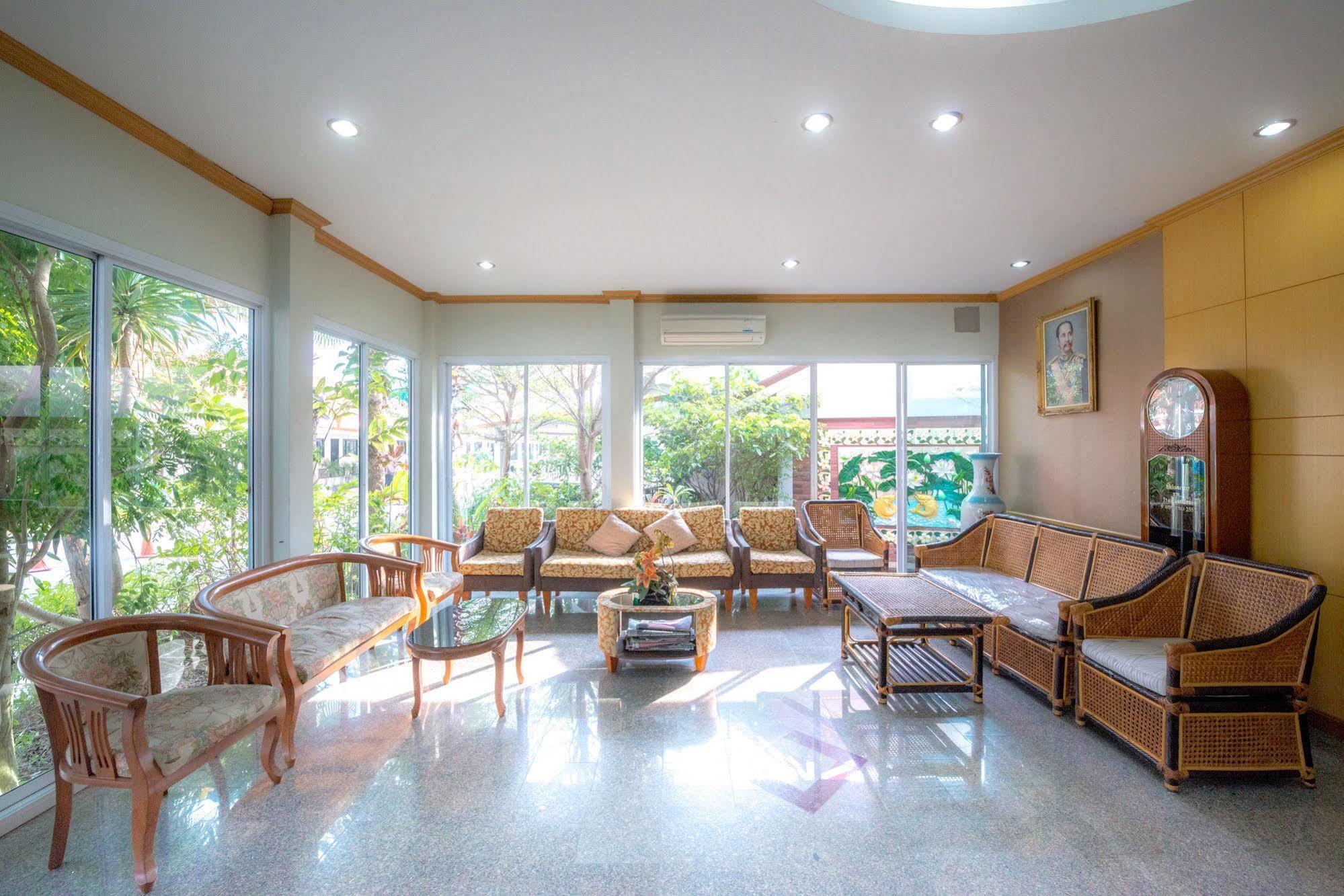 Martina Hotel Surin Luaran gambar